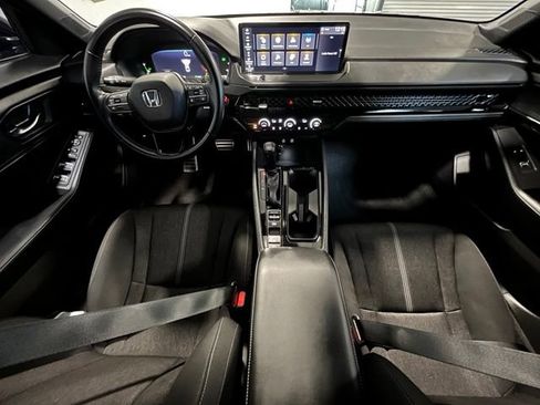 Used 2023 Honda Accord Sport image 17