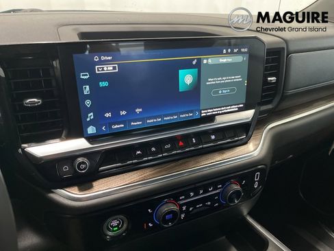 Used 2023 Chevrolet Silverado 1500 RST image 11