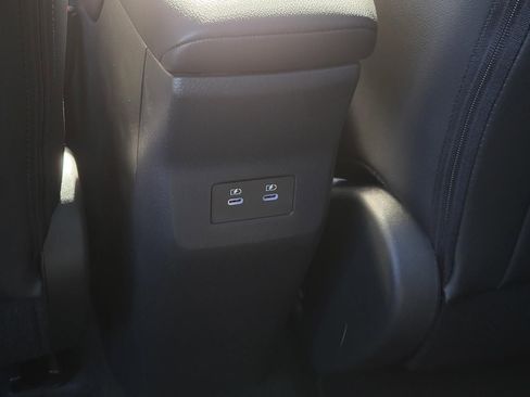 New 2026 Nissan Kicks SR image 19