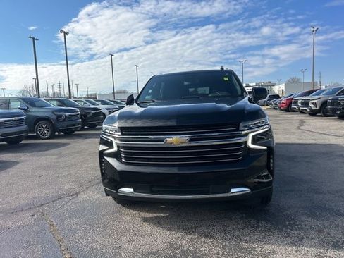 Used 2024 Chevrolet Suburban LT image 8