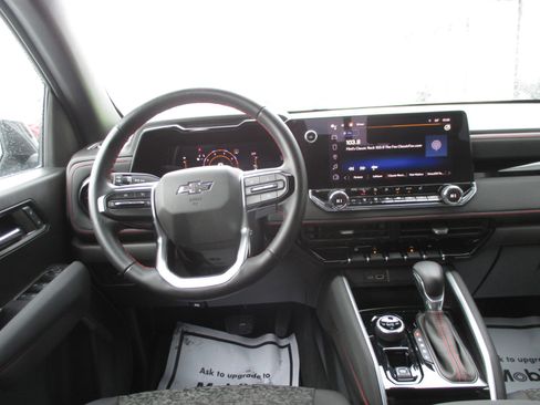 Used 2023 Chevrolet Colorado Z71 w/ Z71 Convenience Package 2 image 12