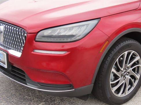 Used 2022 Lincoln Corsair FWD w/ Equipment Group 101A image 3