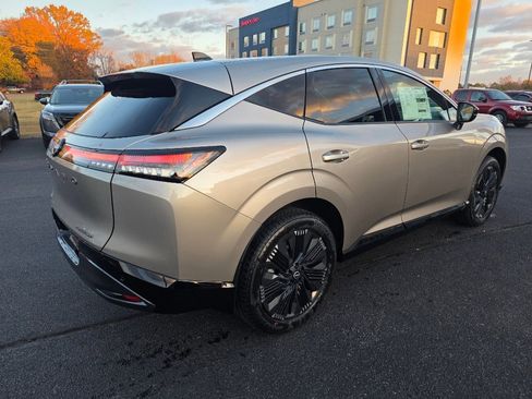 New 2026 Nissan Murano Platinum image 3