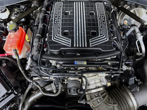 Used 2020 Chevrolet Camaro ZL1 image 37