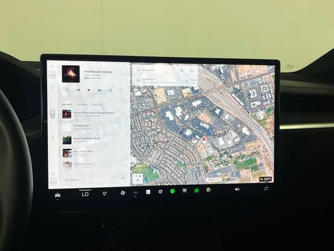 Used 2024 Tesla Model X Base image 15