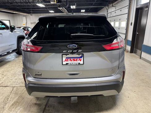 Used 2022 Ford Edge SEL w/ Convenience Package AWD/4WD image 5