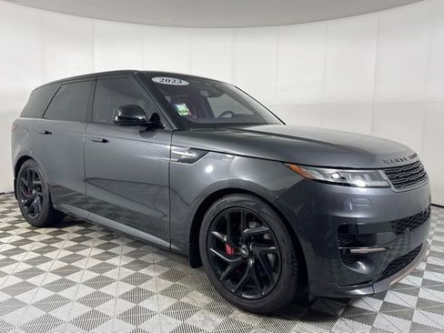 Certified 2023 Land Rover Range Rover Sport SE Dynamic image 9