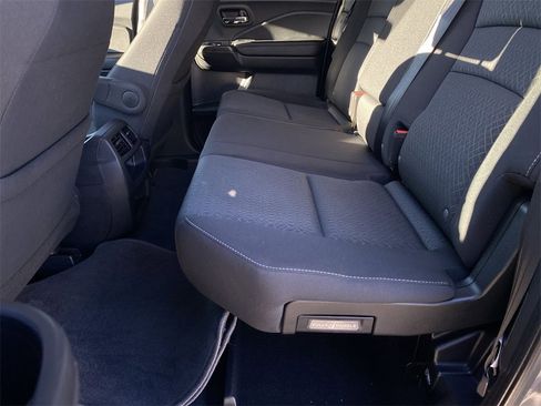 Used 2020 Honda Ridgeline Sport image 34