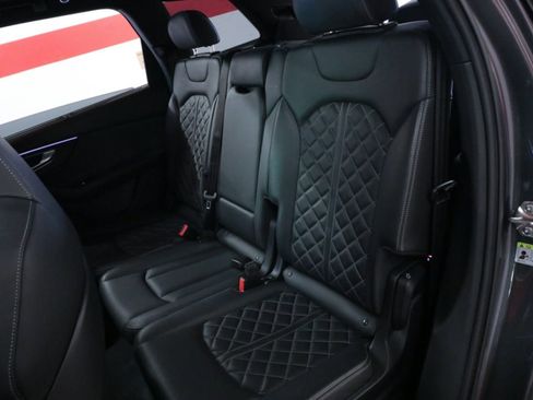Used 2020 Audi SQ7 Prestige w/ Prestige Package image 15