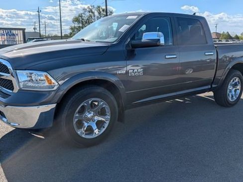 Used 2017 RAM 1500 Laramie AWD/4WD image 1