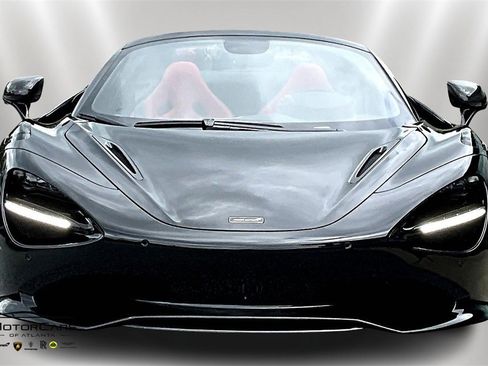 Used 2024 McLaren 750S Spider image 3