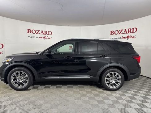 New 2026 Ford Explorer Platinum image 4