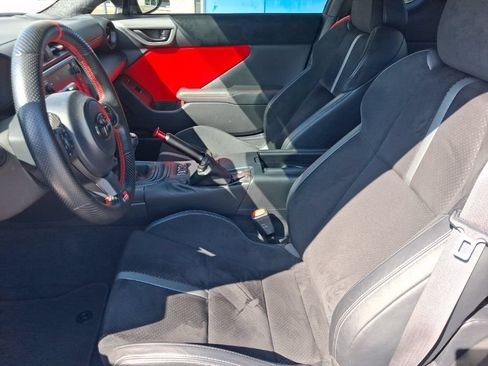 Used 2023 Toyota GR86 Premium RWD image 17