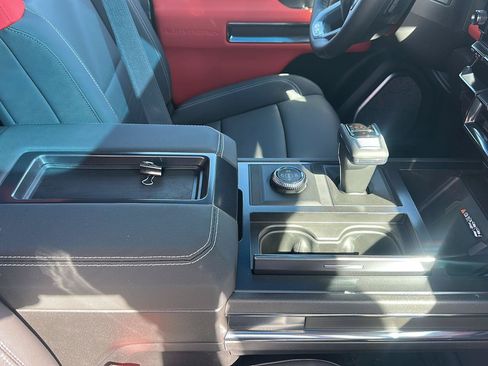 New 2026 GMC Hummer EV 3X w/ Carbon Fiber Edition Package AWD/4WD image 38