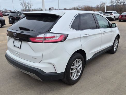 Used 2024 Ford Edge SEL image 13