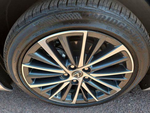Certified 2025 Lexus ES 350 w/ Premium Package FWD image 12