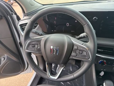 Used 2024 Buick Encore GX Preferred image 17
