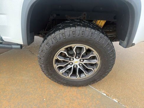Used 2022 Chevrolet Colorado ZR2 AWD/4WD image 21