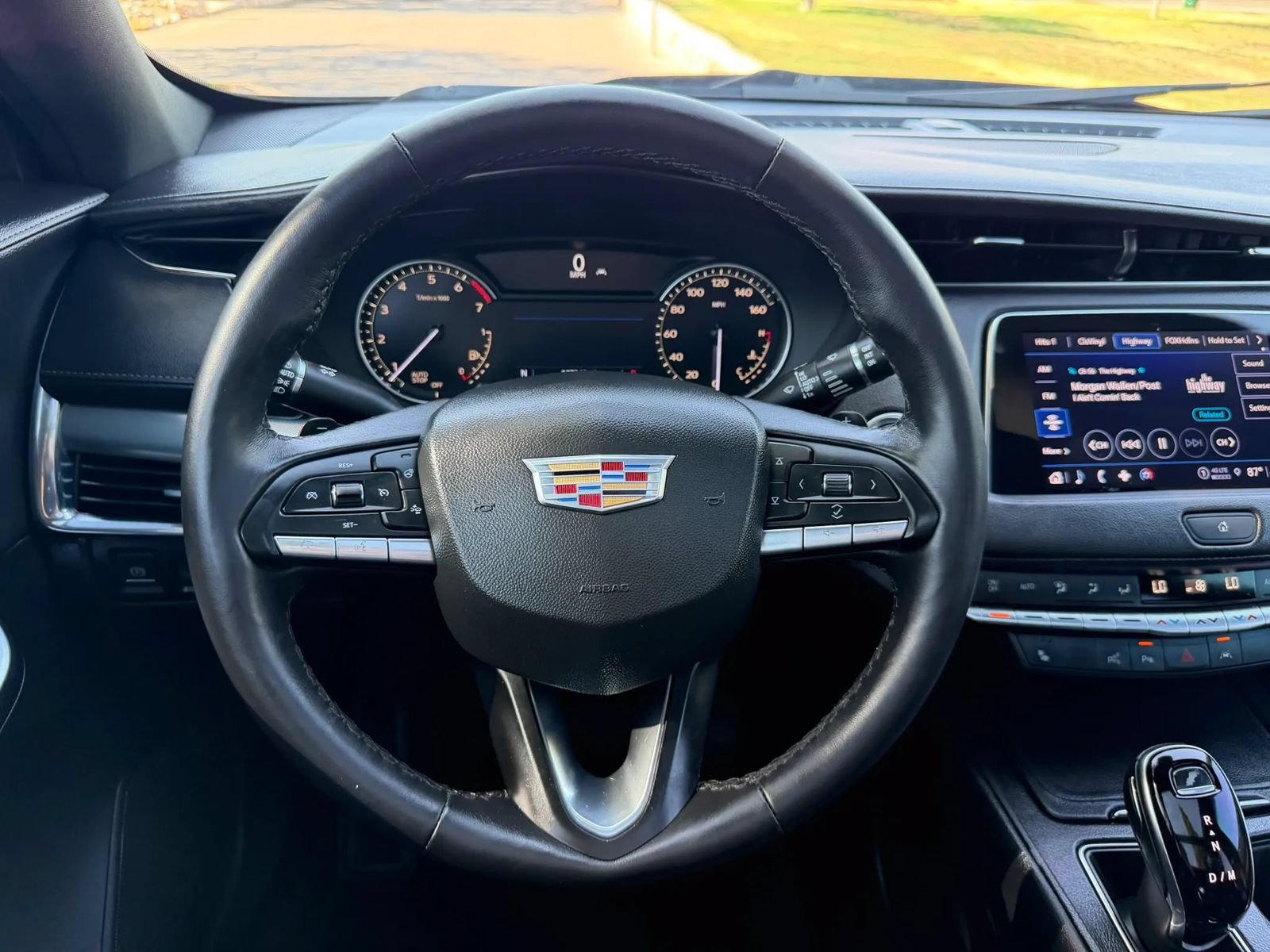 Used 2023 Cadillac XT4 Premium Luxury w/ Enhanced Visibility Package FWD image 22