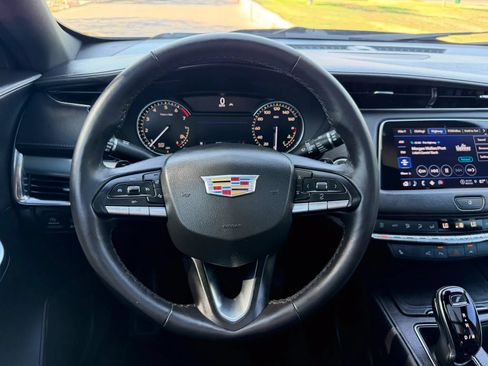 Used 2023 Cadillac XT4 Premium Luxury w/ Enhanced Visibility Package FWD image 22