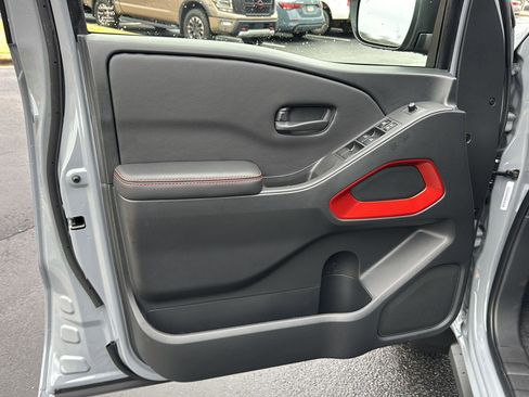 New 2026 Nissan Frontier PRO-4X w/ Pro-4x Convenience Package image 14