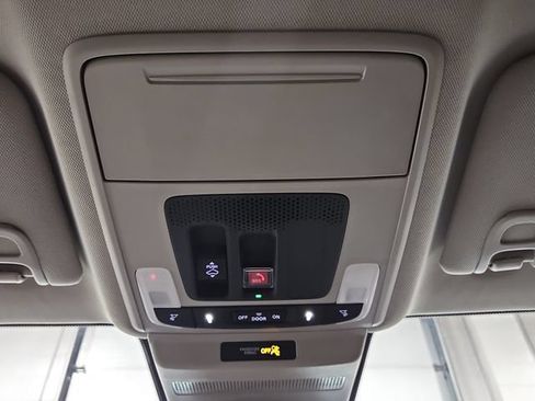 Used 2024 Honda Accord EX image 18
