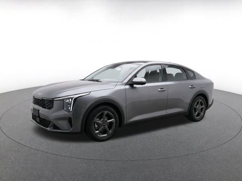 Used 2026 Kia K4 FWD image 3