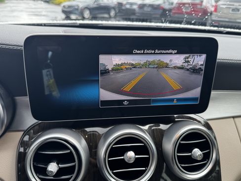 Used 2020 Mercedes-Benz C 300 Cabriolet image 25