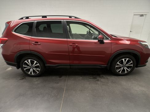 Used 2023 Subaru Forester Limited w/ Popular Package #2 AWD/4WD image 10