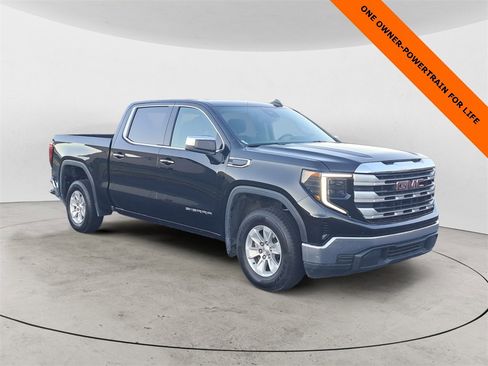 Used 2024 GMC Sierra 1500 SLE image 1