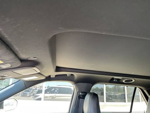 Used 2022 Ford Explorer ST w/ Equipment Group 401A AWD/4WD image 11
