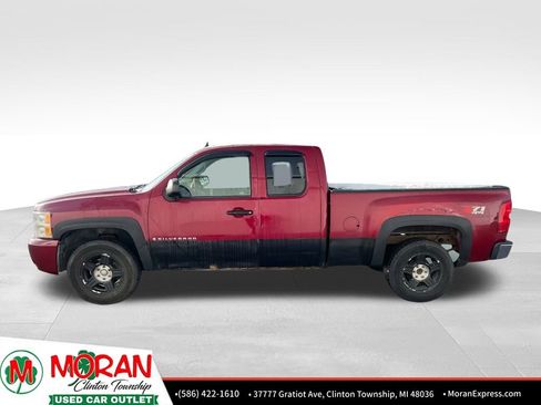 Used 2007 Chevrolet Silverado 1500 W/T image 2