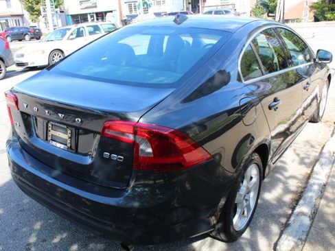 Used 2012 Volvo S60 T5 image 5
