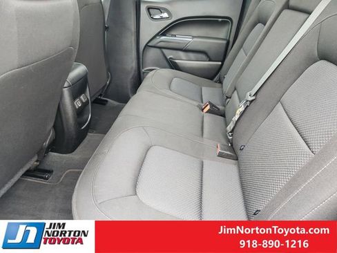 Used 2022 Chevrolet Colorado LT w/ LT Convenience Package AWD/4WD image 30