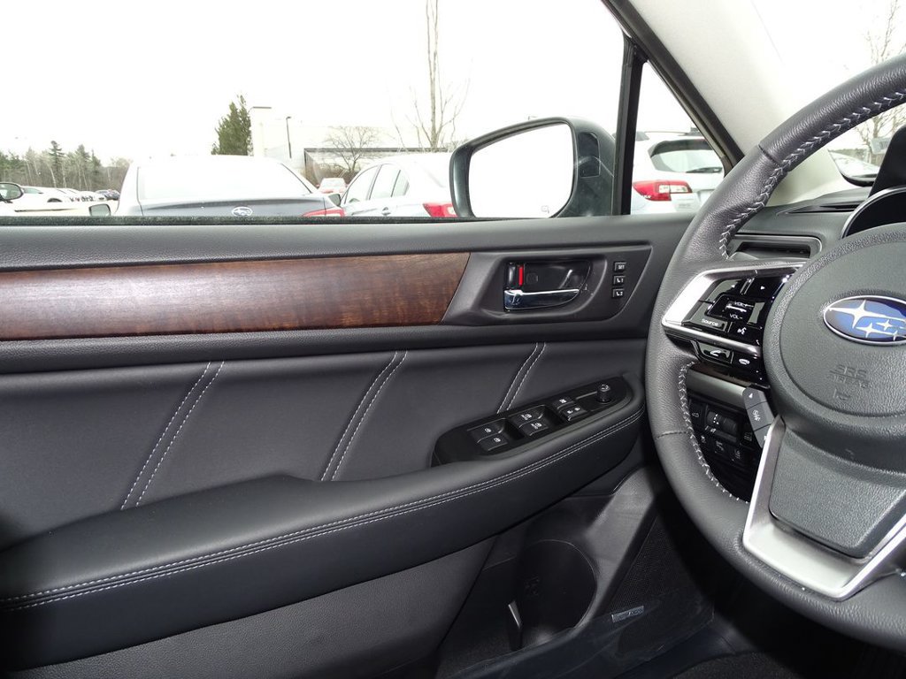 Used 2019 Subaru Outback 2.5i Limited AWD/4WD image 17