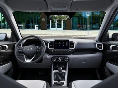 Used 2026 Hyundai Venue SEL FWD image 11