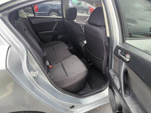 Used 2012 MAZDA MAZDA3 i Touring FWD image 16