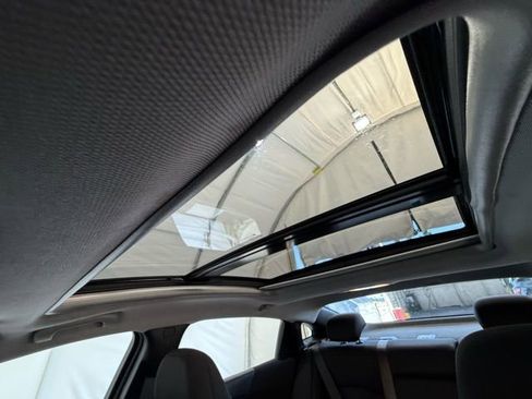 Used 2024 Chevrolet Malibu LT image 38