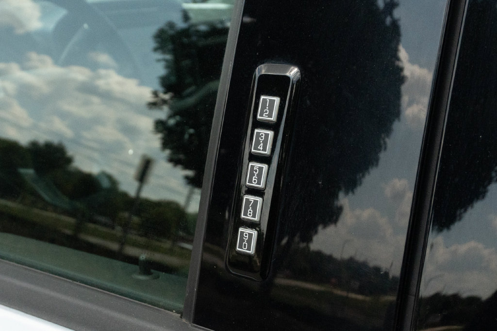 Used 2024 Ford F150 XLT AWD/4WD image 17