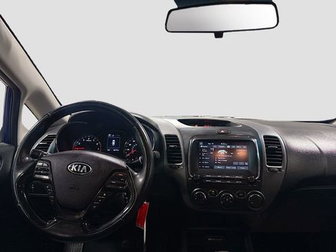 Used 2018 Kia Forte S FWD image 22