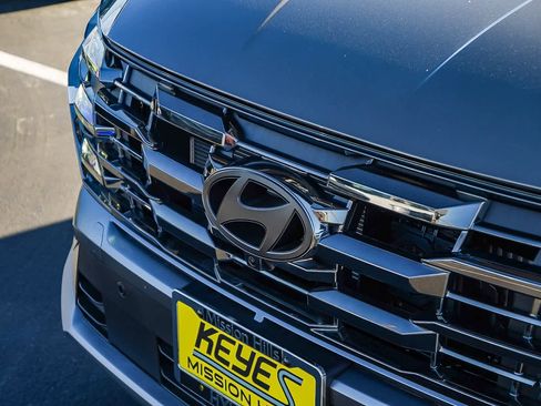 New 2026 Hyundai Tucson Limited image 9