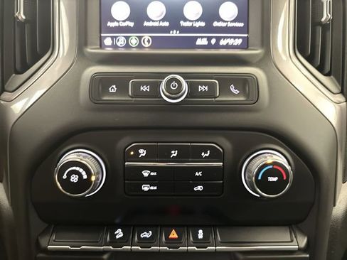 Used 2021 Chevrolet Silverado 1500 Custom Trail Boss w/ Safety Confidence Package AWD/4WD image 19