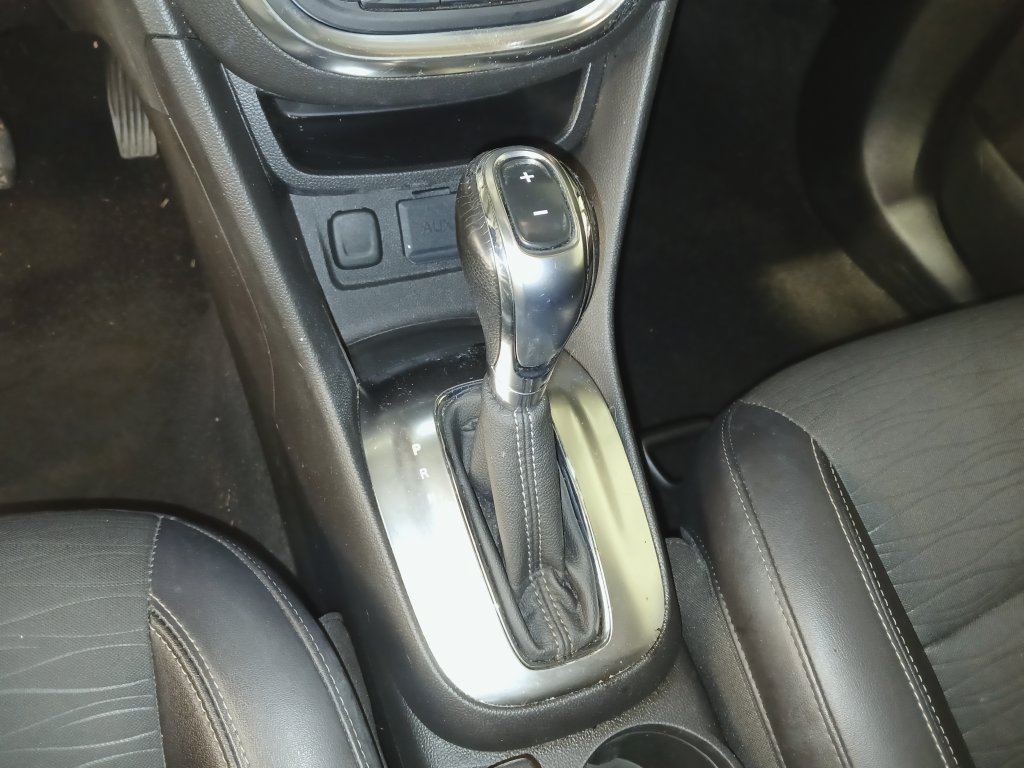 Used 2016 Buick Encore Convenience FWD image 20