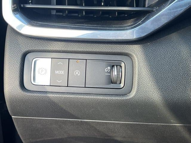 New 2026 GMC Acadia Denali w/ Super Cruise Package FWD image 24