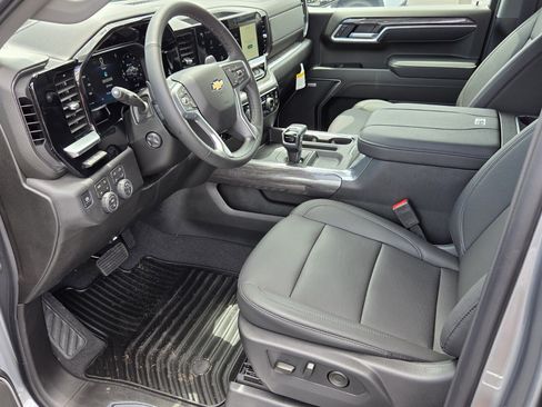 New 2026 Chevrolet Silverado 1500 LTZ w/ Technology Package AWD/4WD image 5