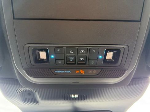 Used 2025 Ford Explorer ST w/ Sun And Sound Package image 33