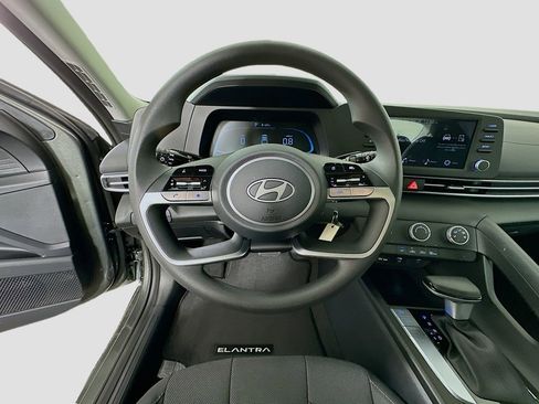 New 2026 Hyundai Elantra SE w/ Cargo Package image 10