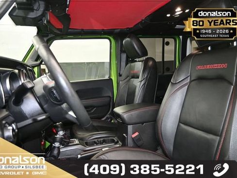 Used 2019 Jeep Wrangler Unlimited Rubicon AWD/4WD image 9