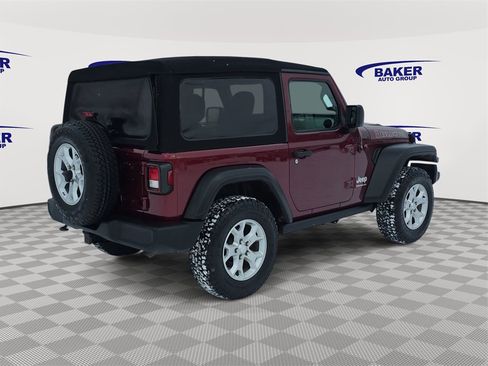 Used 2021 Jeep Wrangler Islander image 3