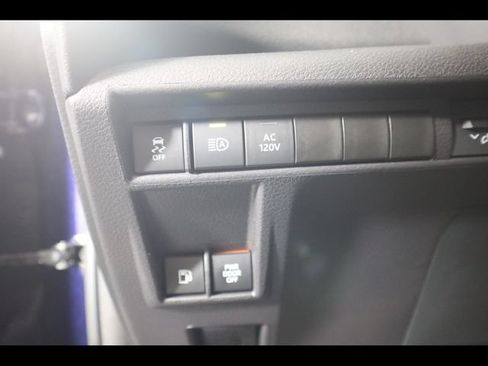Used 2025 Toyota Sienna Limited AWD/4WD image 41